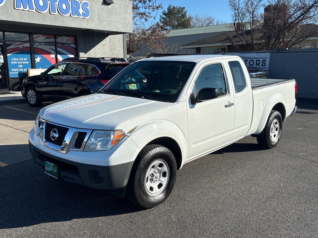 2016 Nissan Frontier Image 1