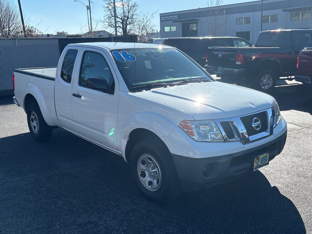 2016 Nissan Frontier Image 5