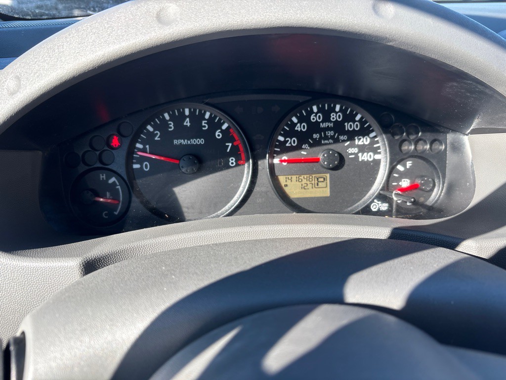 2016 Nissan Frontier Image 13