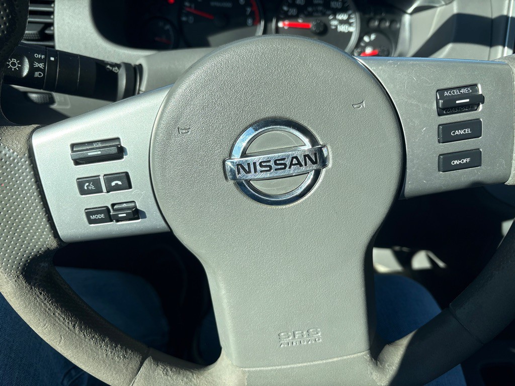 2016 Nissan Frontier Image 14