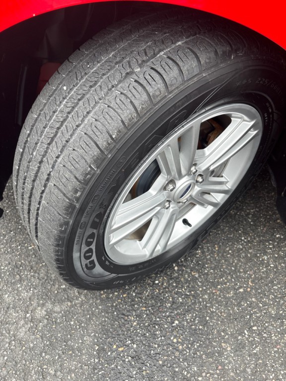 2012 Ford Mustang Image 9