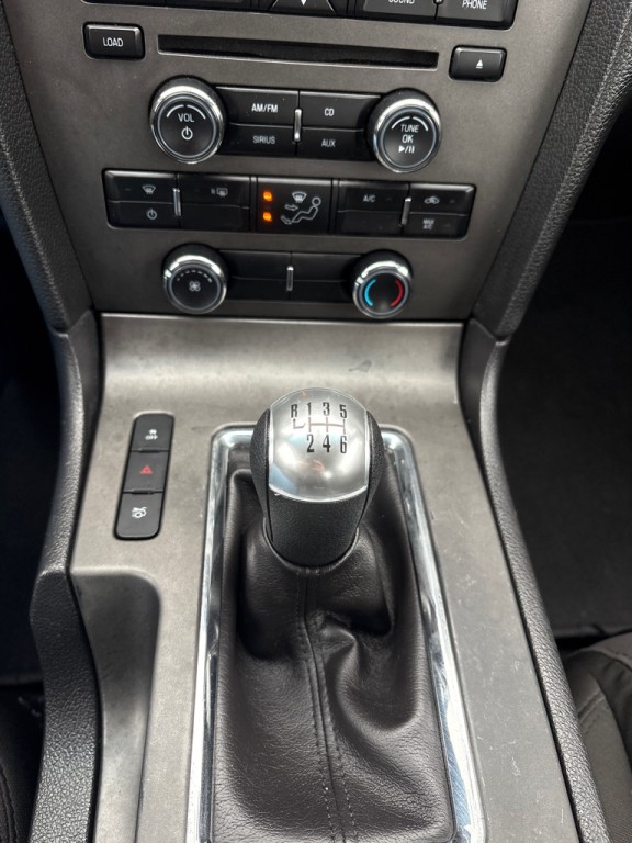 2012 Ford Mustang Image 16