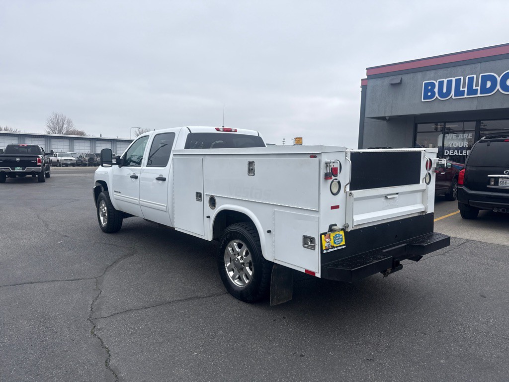 2011 Chevrolet Silverado 1500 Image 3