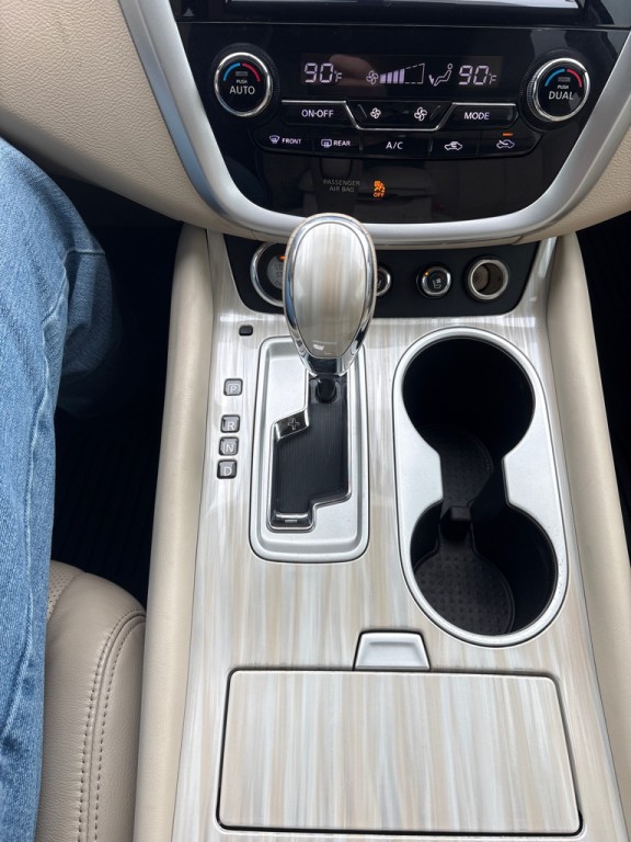 2016 Nissan Murano Image 18