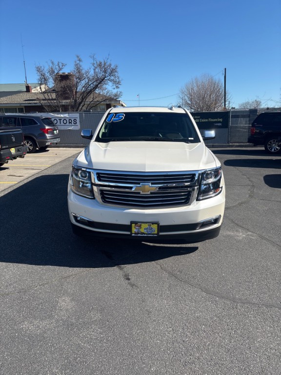 2015 Chevrolet Suburban Image 4