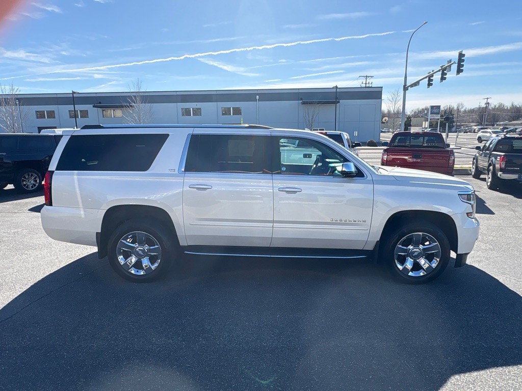 2015 Chevrolet Suburban Image 6