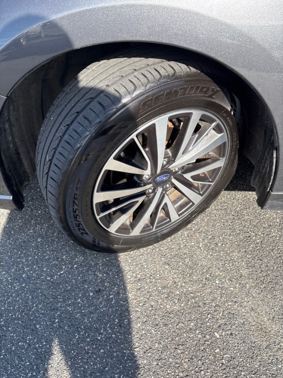 2018 Subaru Legacy Image 9