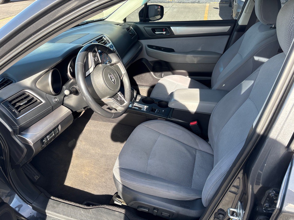 2018 Subaru Legacy Image 12