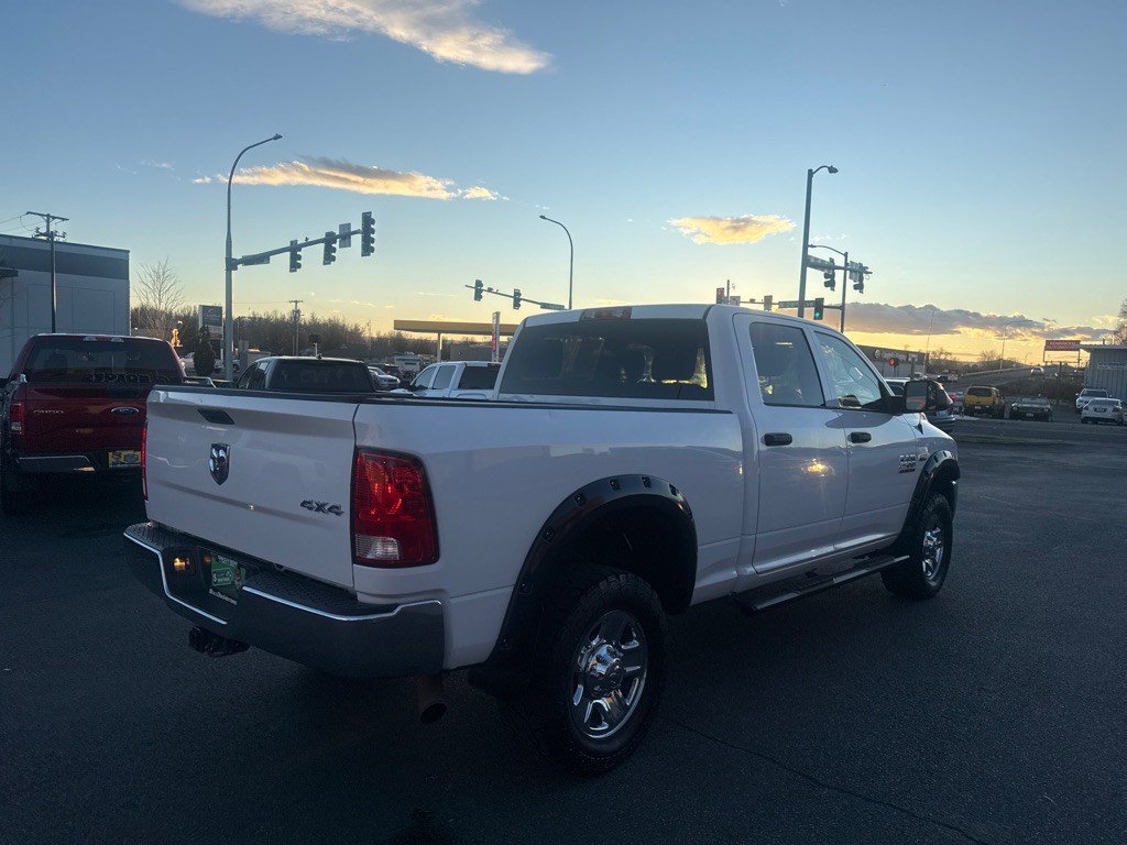 2015 RAM 2500 Image 5