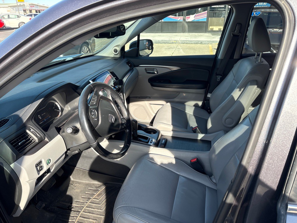 2016 Honda Pilot Image 11