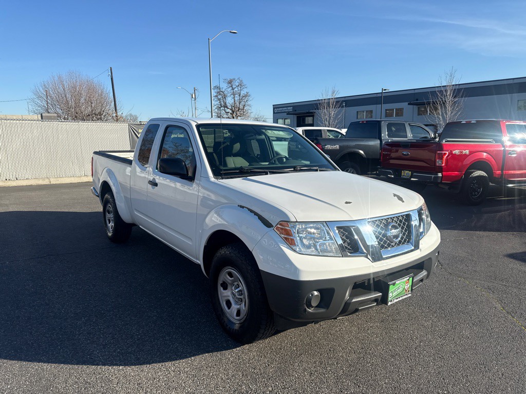 2016 Nissan Frontier Image 7