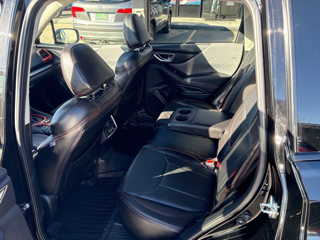 2019 Subaru Forester Image 12