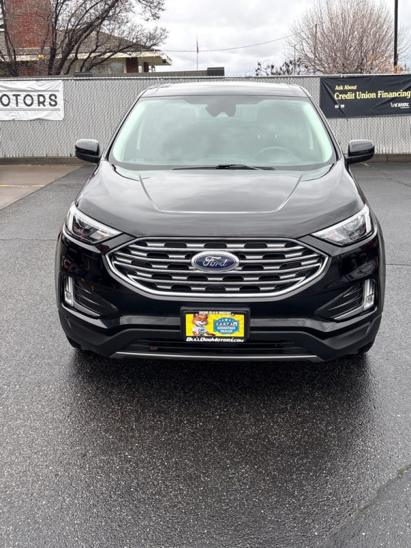 2022 Ford Edge Image 4