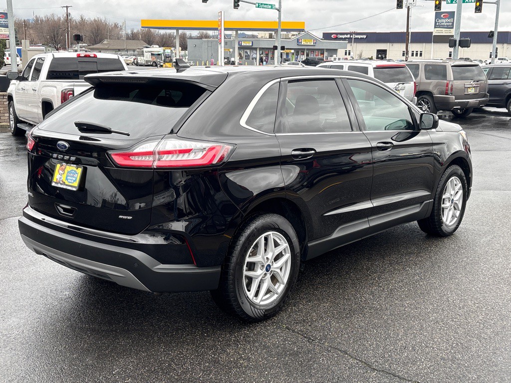 2022 Ford Edge Image 7
