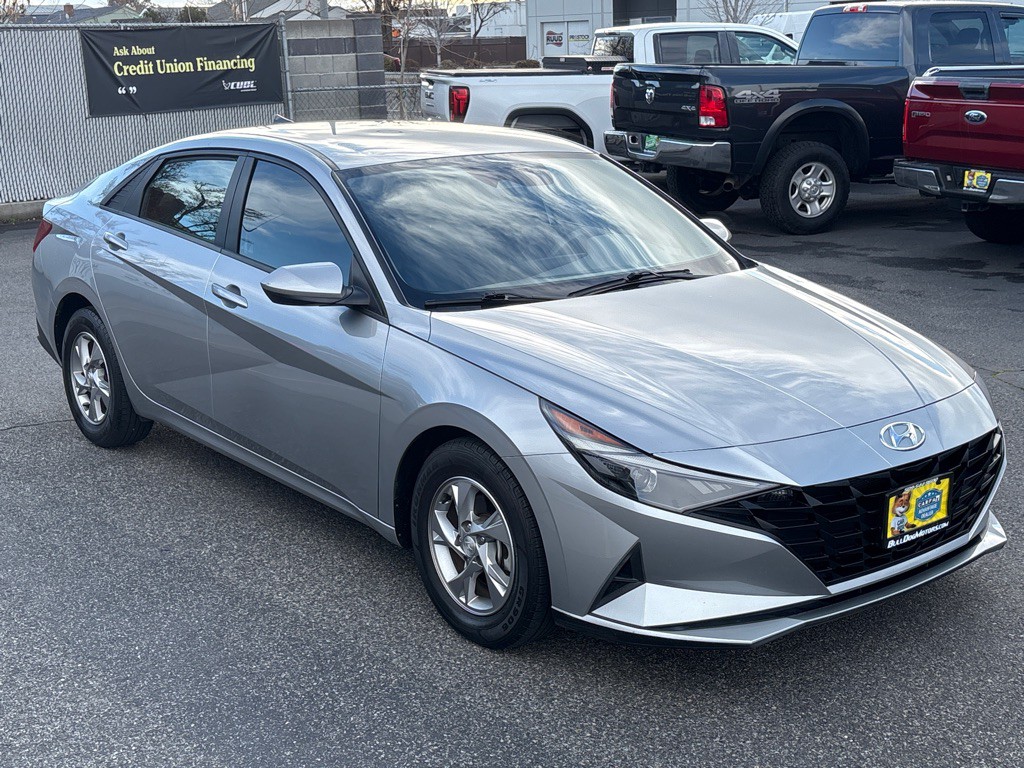 2021 Hyundai Elantra Image 5