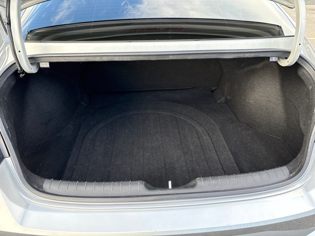 2021 Hyundai Elantra Image 10