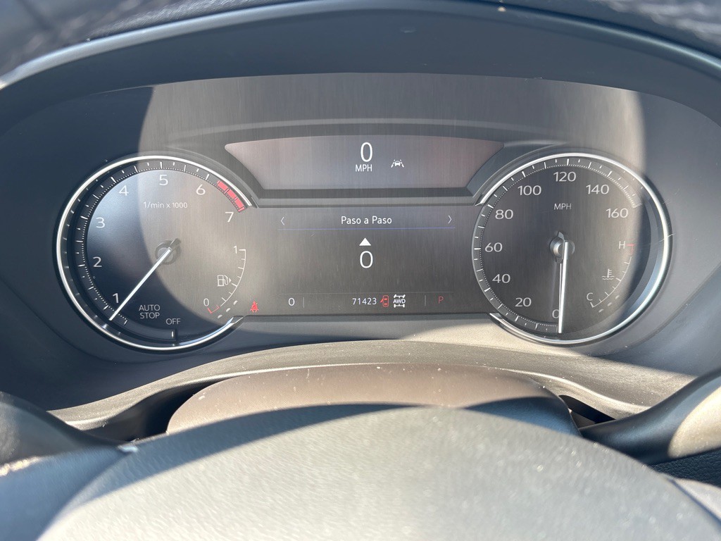 2023 Cadillac XT4 Image 16