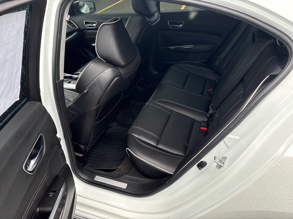 2018 Acura TL Image 15