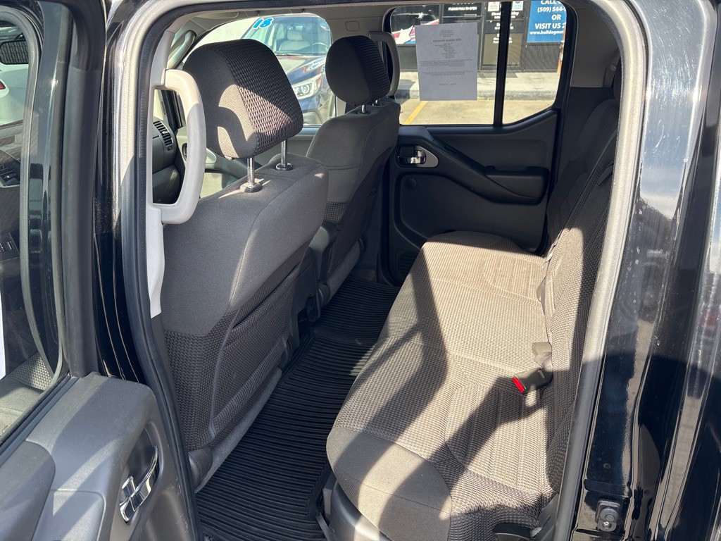 2006 Nissan Frontier Image 12