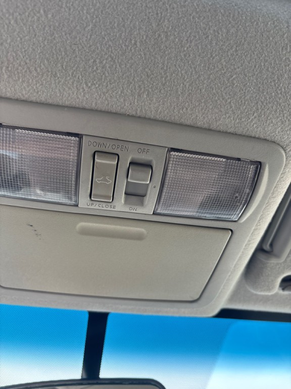 2006 Nissan Frontier Image 18