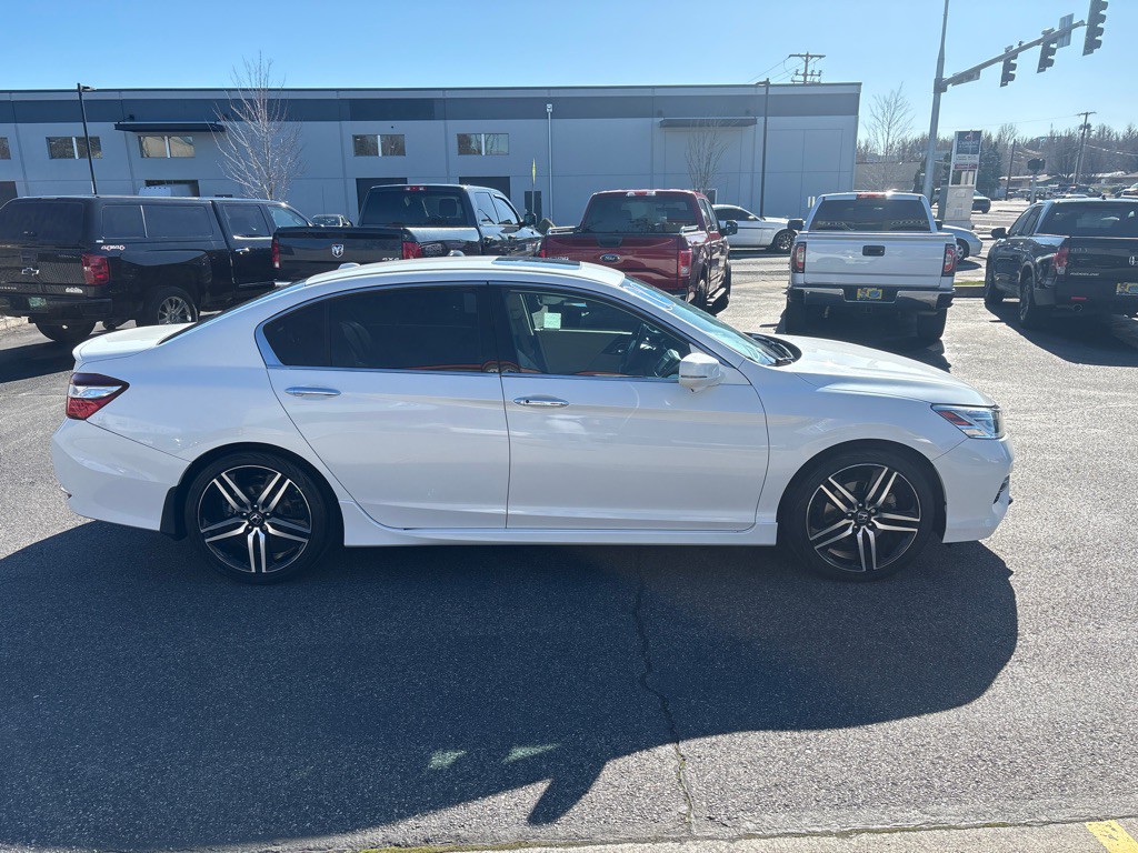 2016 Honda Accord Image 6