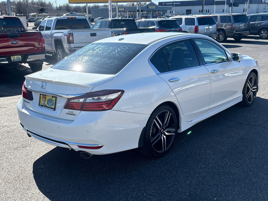 2016 Honda Accord Image 7