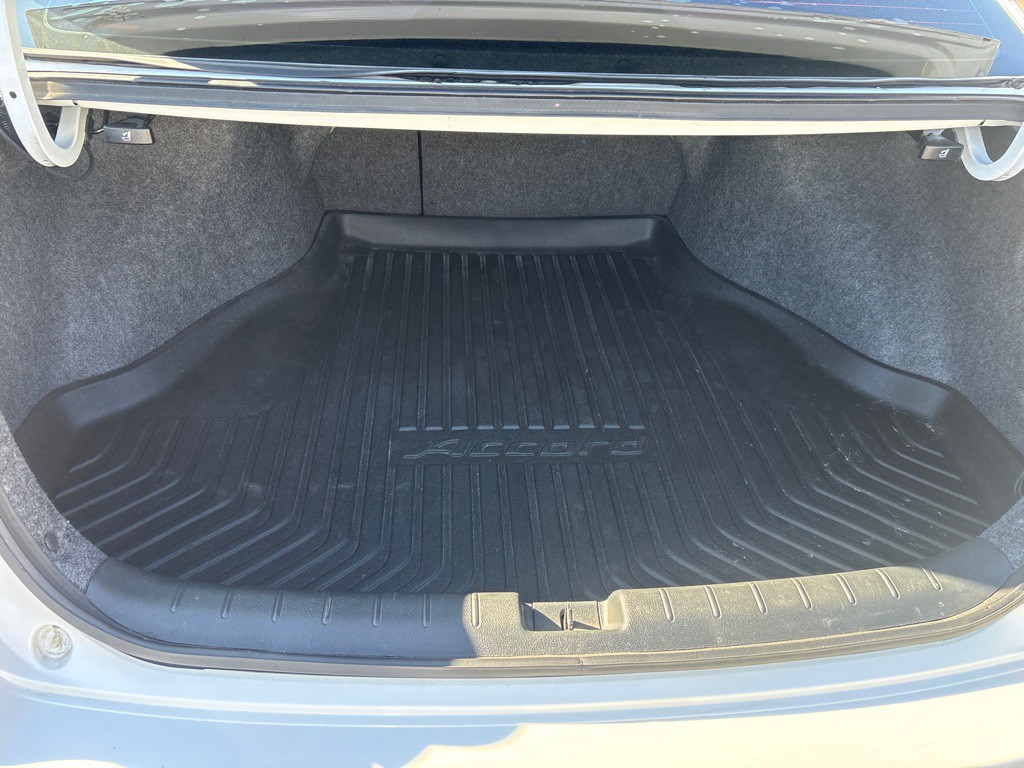 2016 Honda Accord Image 10