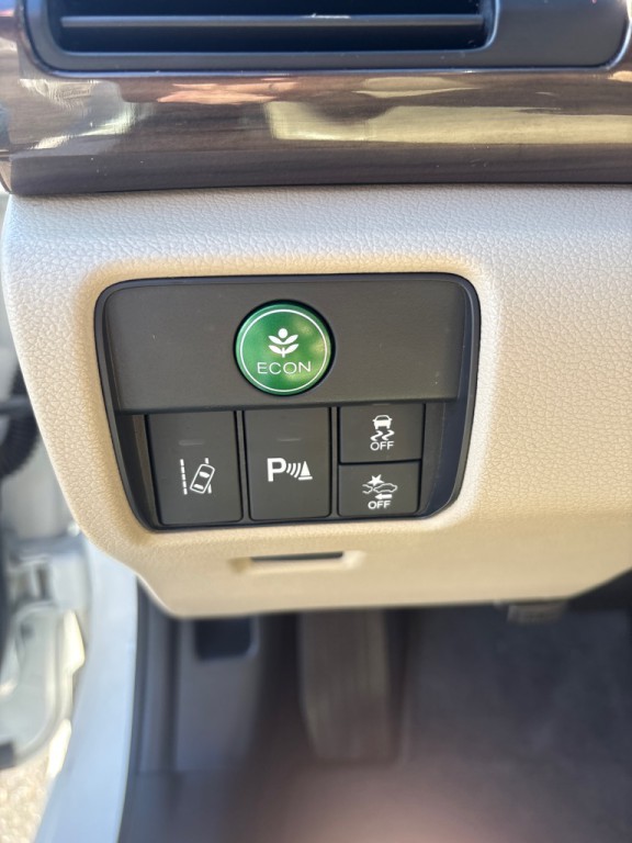 2016 Honda Accord Image 14