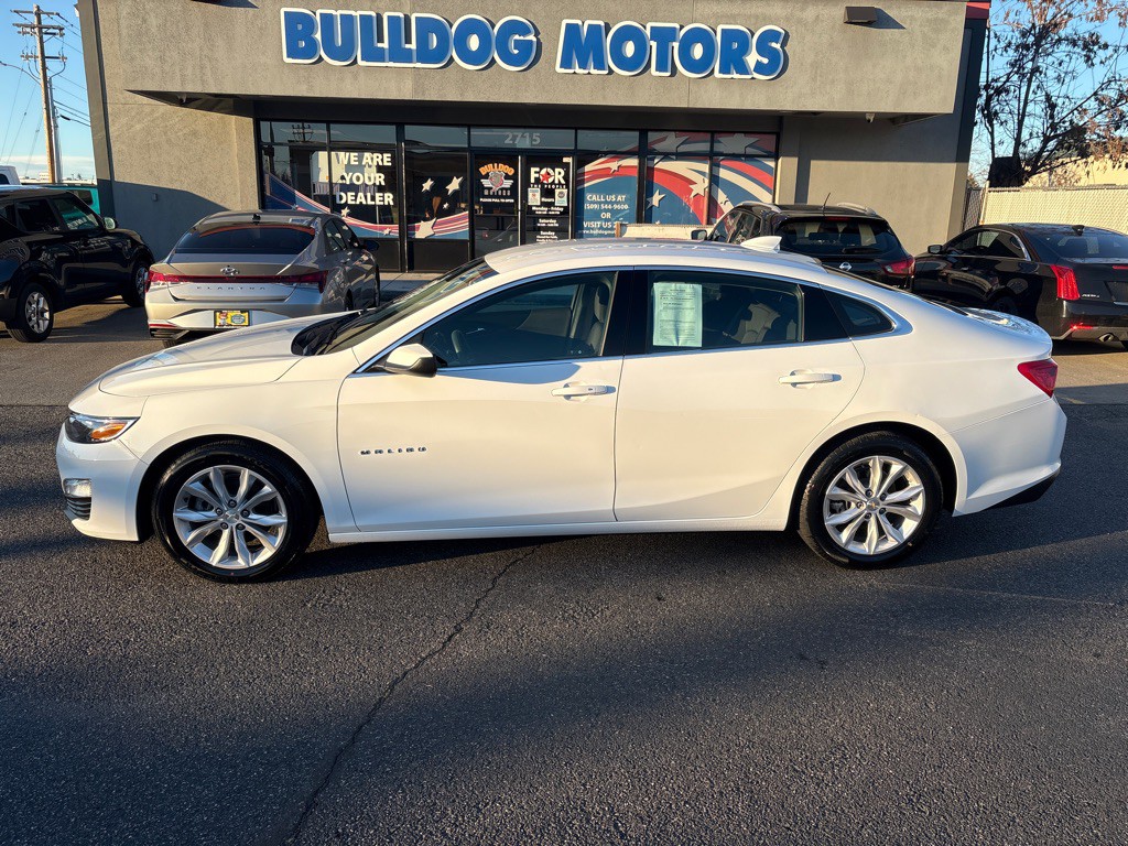 2023 Chevrolet Malibu Image 2