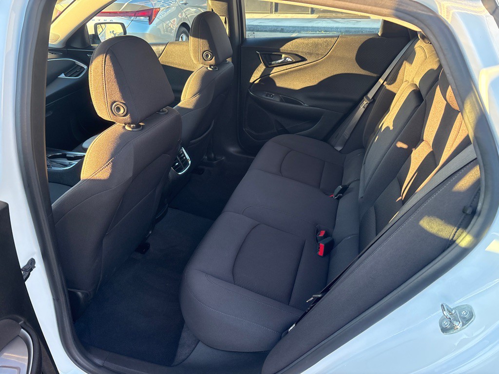2023 Chevrolet Malibu Image 12