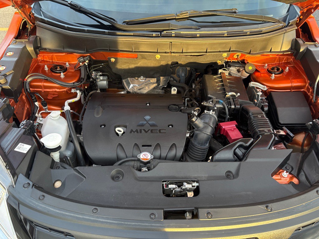 2021 Mitsubishi Outlander Image 10