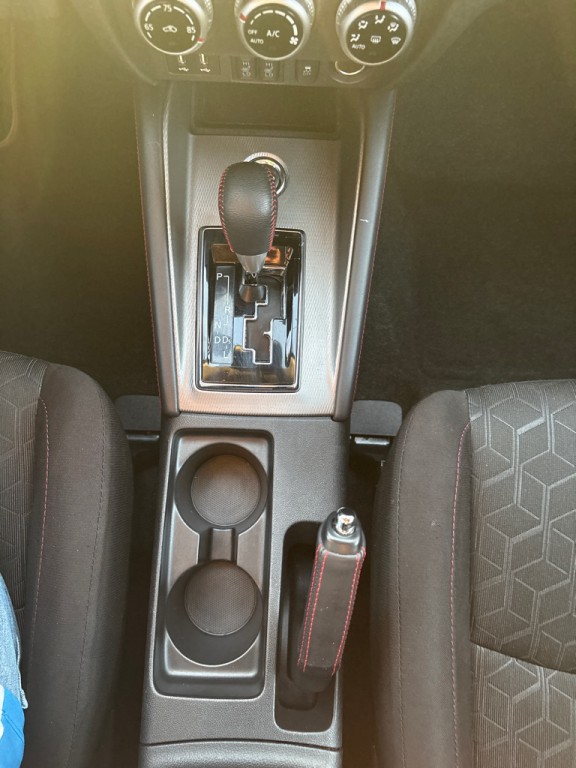 2021 Mitsubishi Outlander Image 19