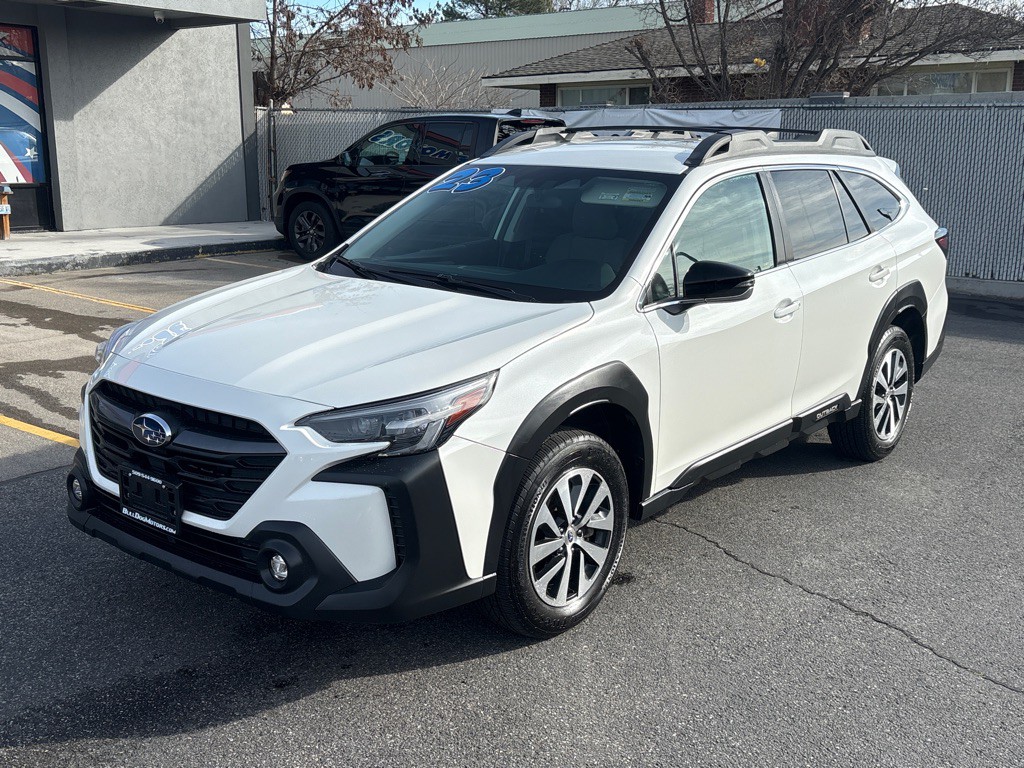 2023 Subaru Outback Image 1