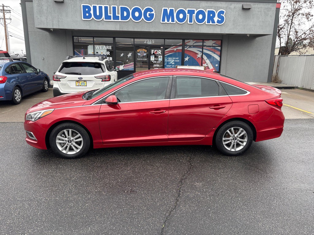 2017 Hyundai Sonata Image 2
