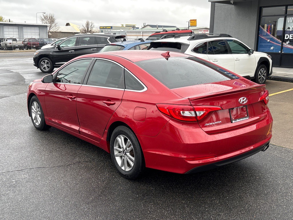 2017 Hyundai Sonata Image 3