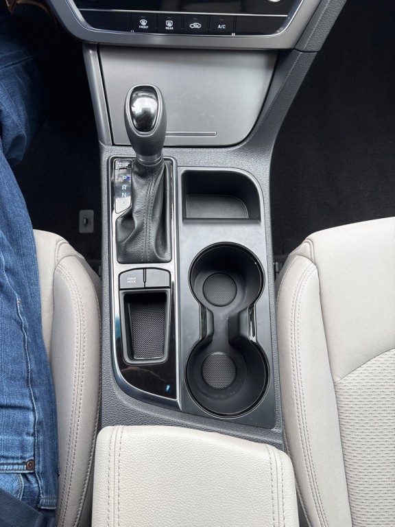 2017 Hyundai Sonata Image 19