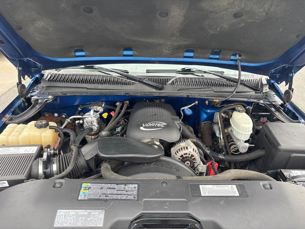 2004 GMC Sierra Image 11