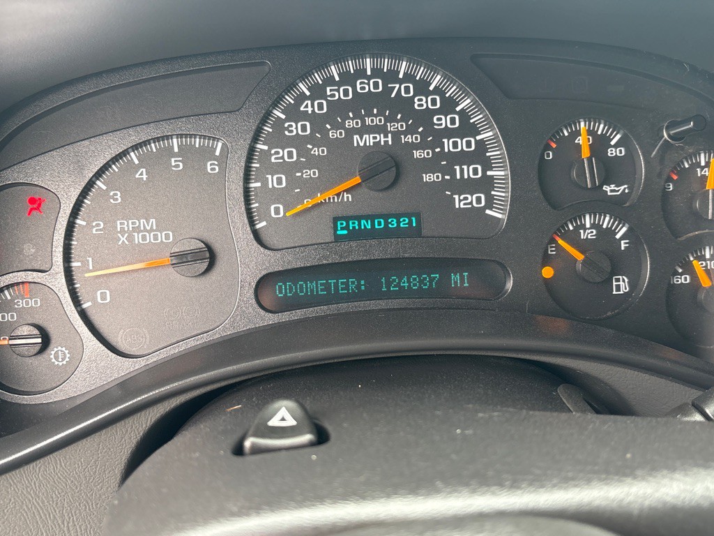 2004 GMC Sierra Image 17