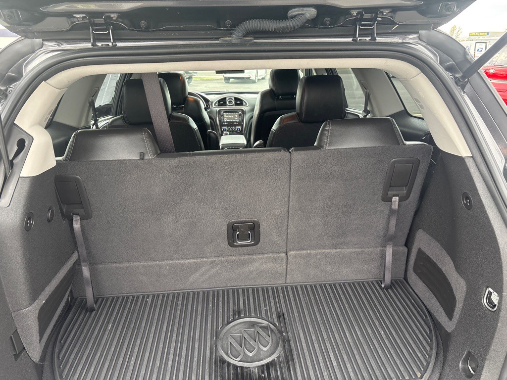 2015 Buick Enclave Image 16