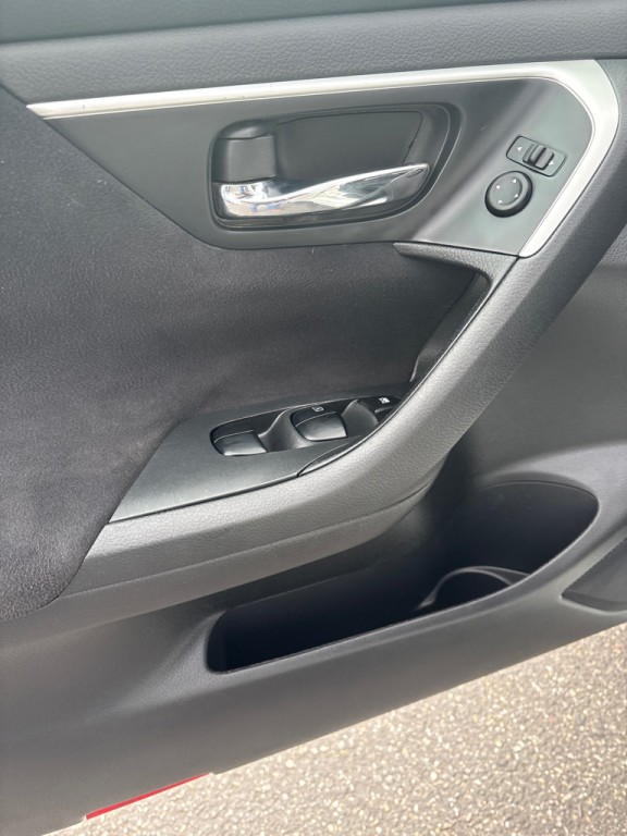 2018 Nissan Altima Image 13