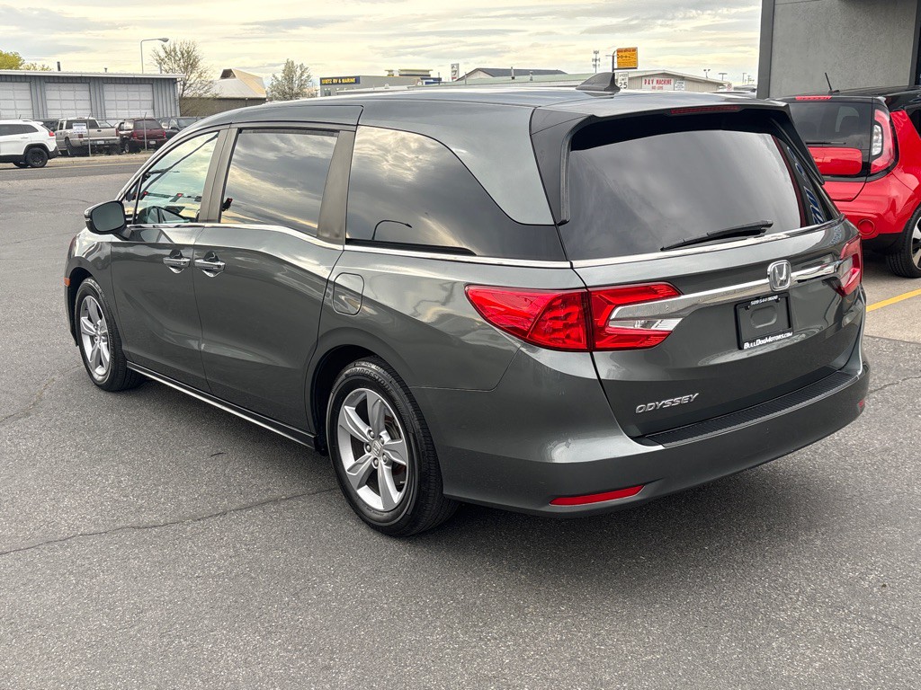 2018 Honda Odyssey Image 3