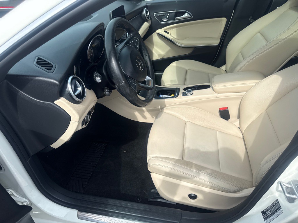 2018 Mercedes-Benz CLA-Class Image 11