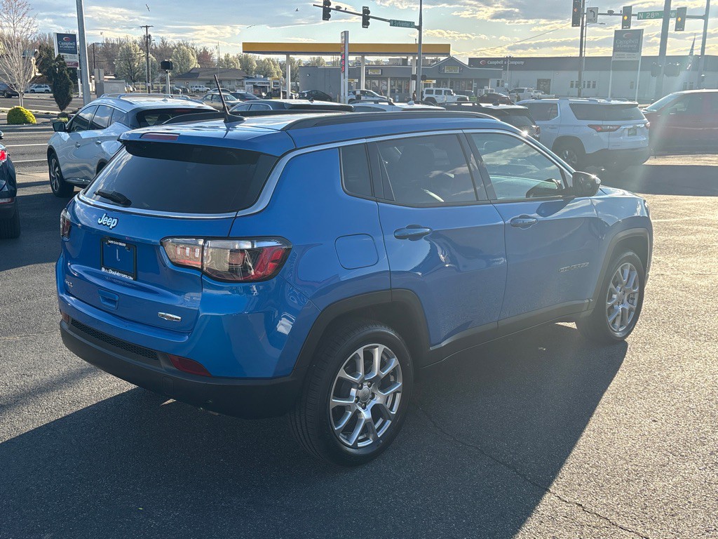 2022 Jeep Compass Image 7