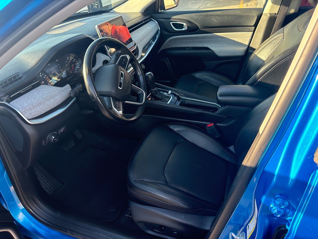 2022 Jeep Compass Image 12