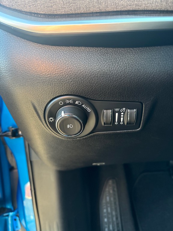 2022 Jeep Compass Image 16