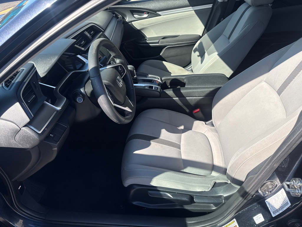 2018 Honda Civic Image 10