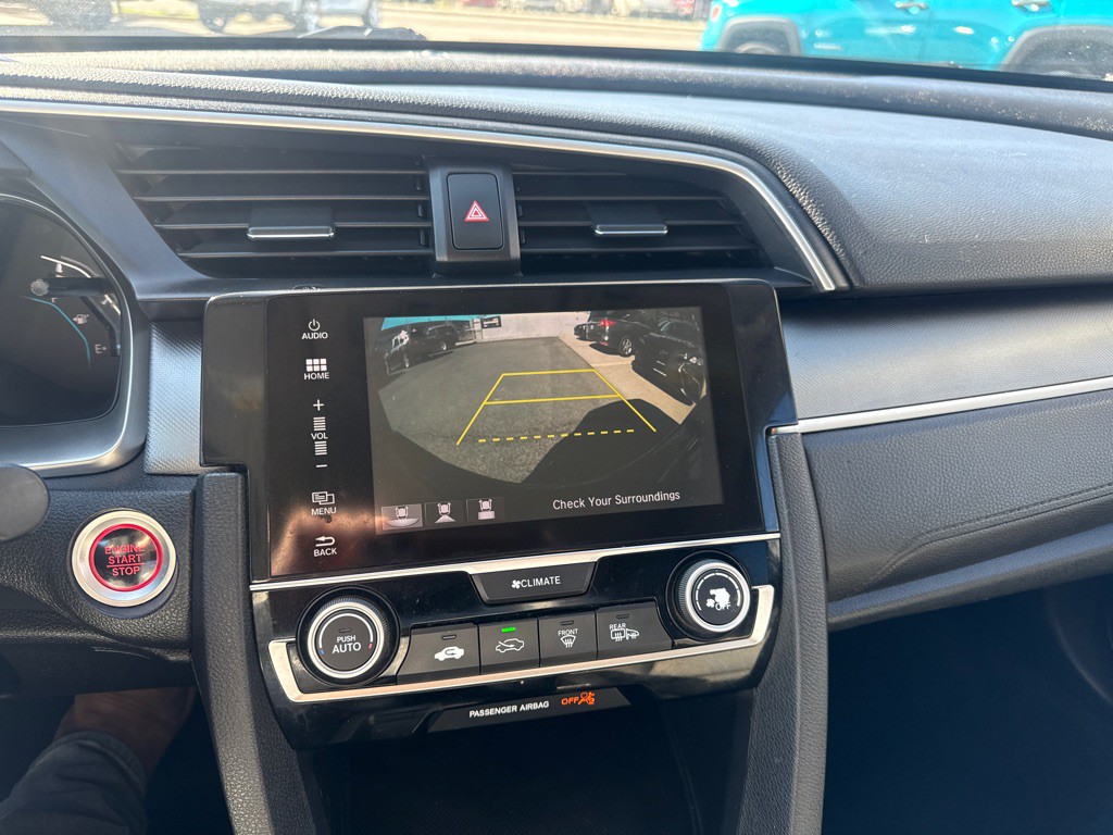 2018 Honda Civic Image 12