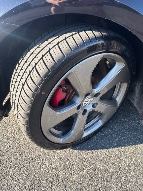 2016 Volkswagen GTI Image 9