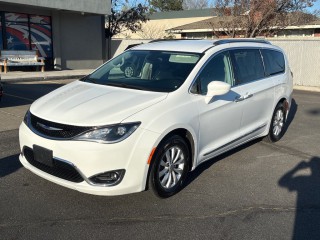 Image for 2019 Chrysler Pacifica Touring L ID: 7307334