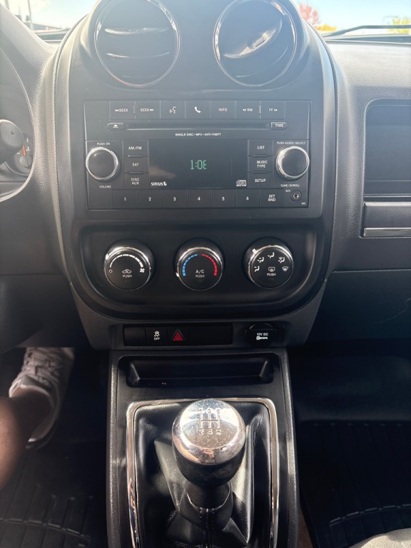 2016 Jeep Patriot Image 15